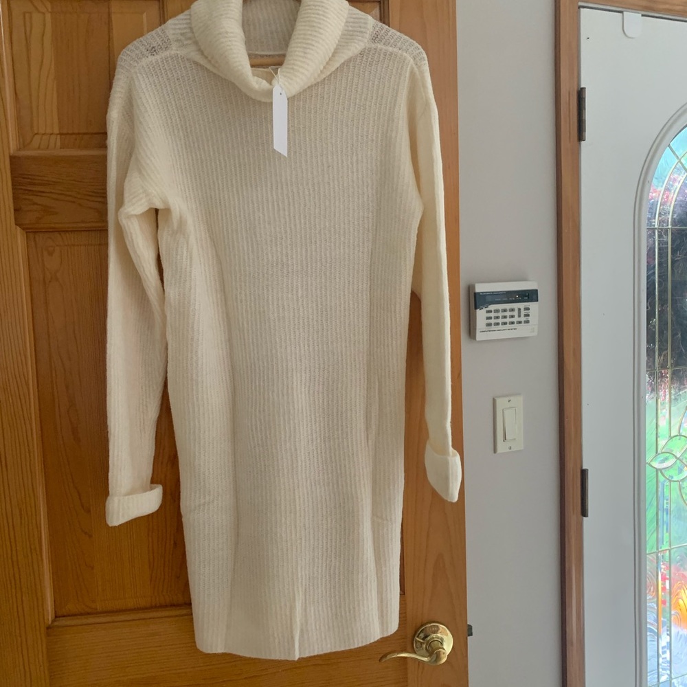 Soft turtle neck tunic sweater